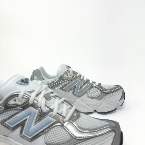 Tênis New Balance 9060 Metalizado Azul