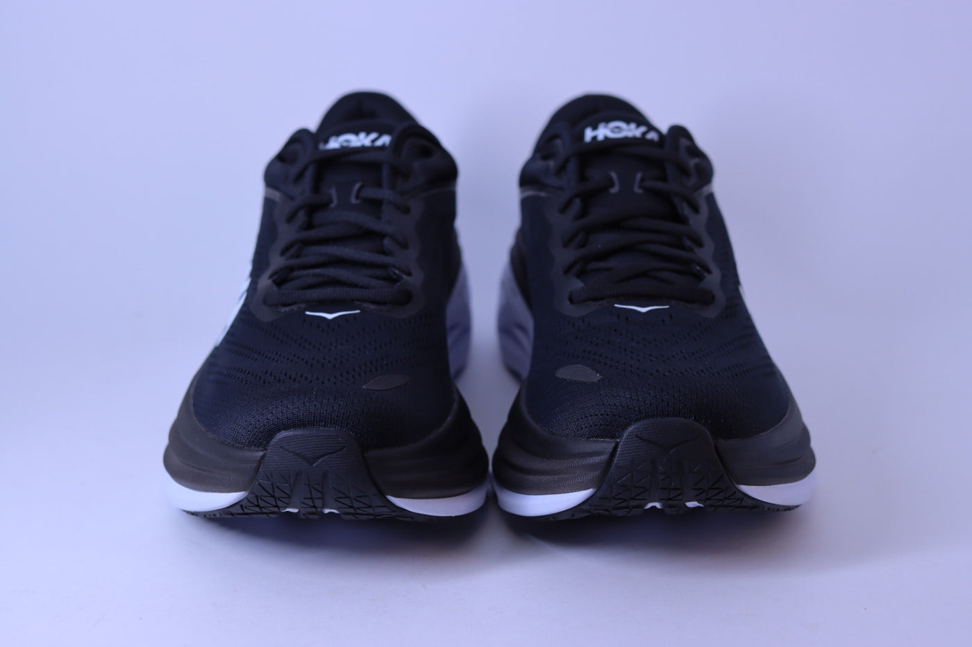 Tênis Feminino Hoka Bondi 8 Preto - – Black / White