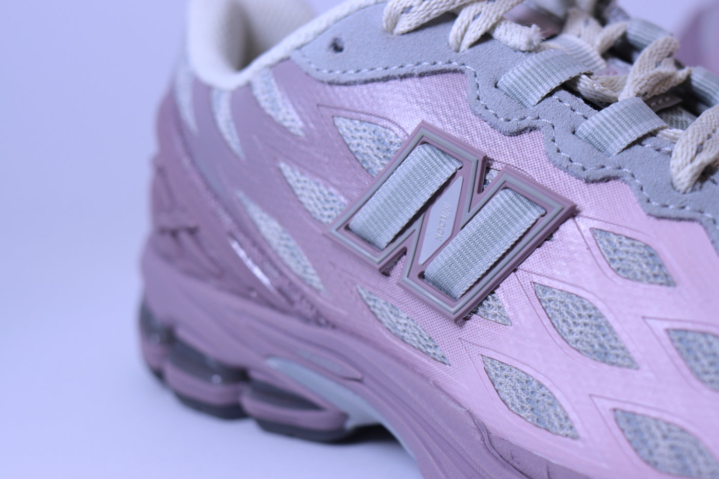 Tênis Feminino New Balance 1906 Rosa Antigo