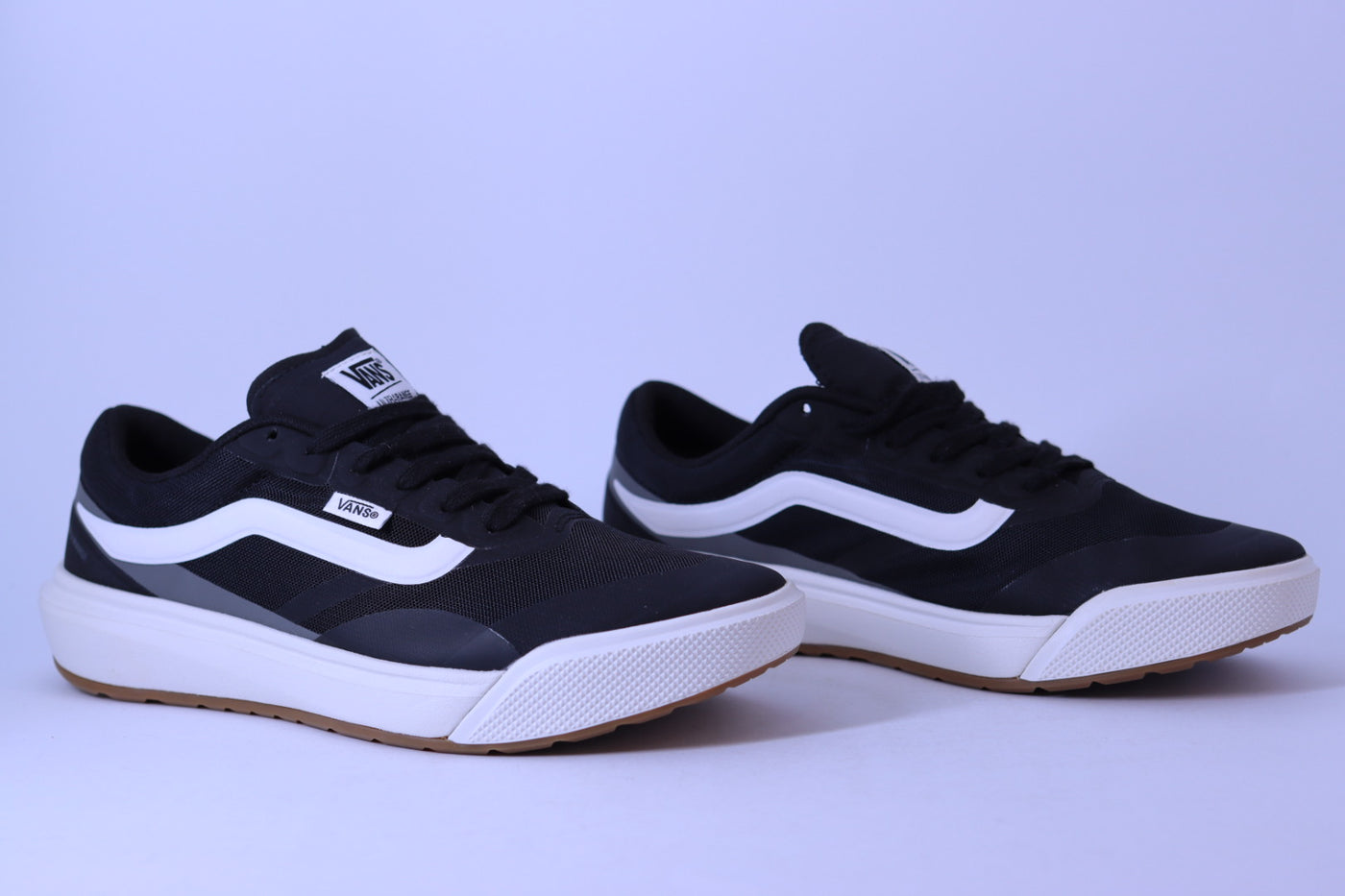 Tênis Feminino Vans Ultrarange 2.0 MTE Black