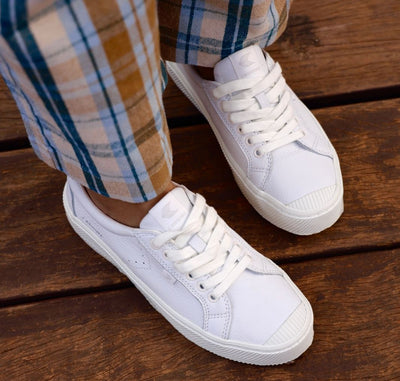 Tênis Feminino Cariuma Oca Low – All White Leather