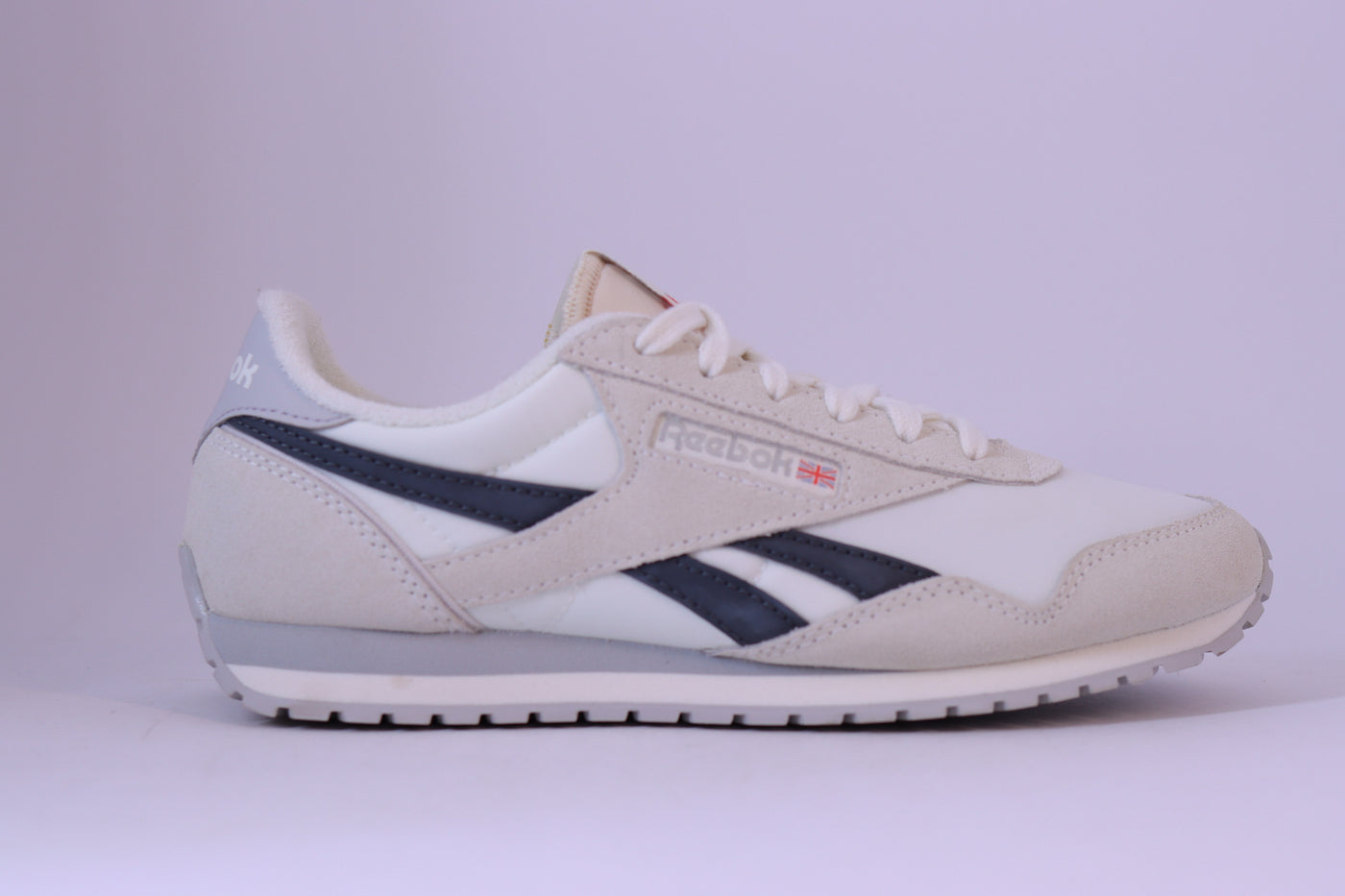 Tênis Feminino Reebok Classic AZ Branco/Preto