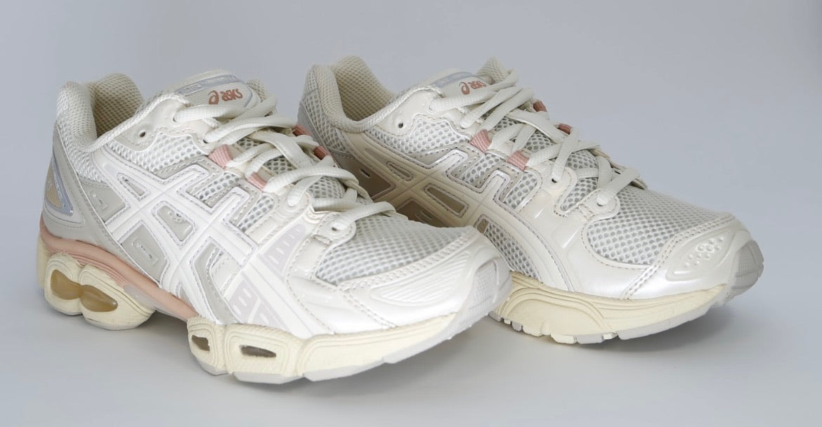 Tênis Feminino Asics Gel-Nimbus 9 Pale Oak Cream