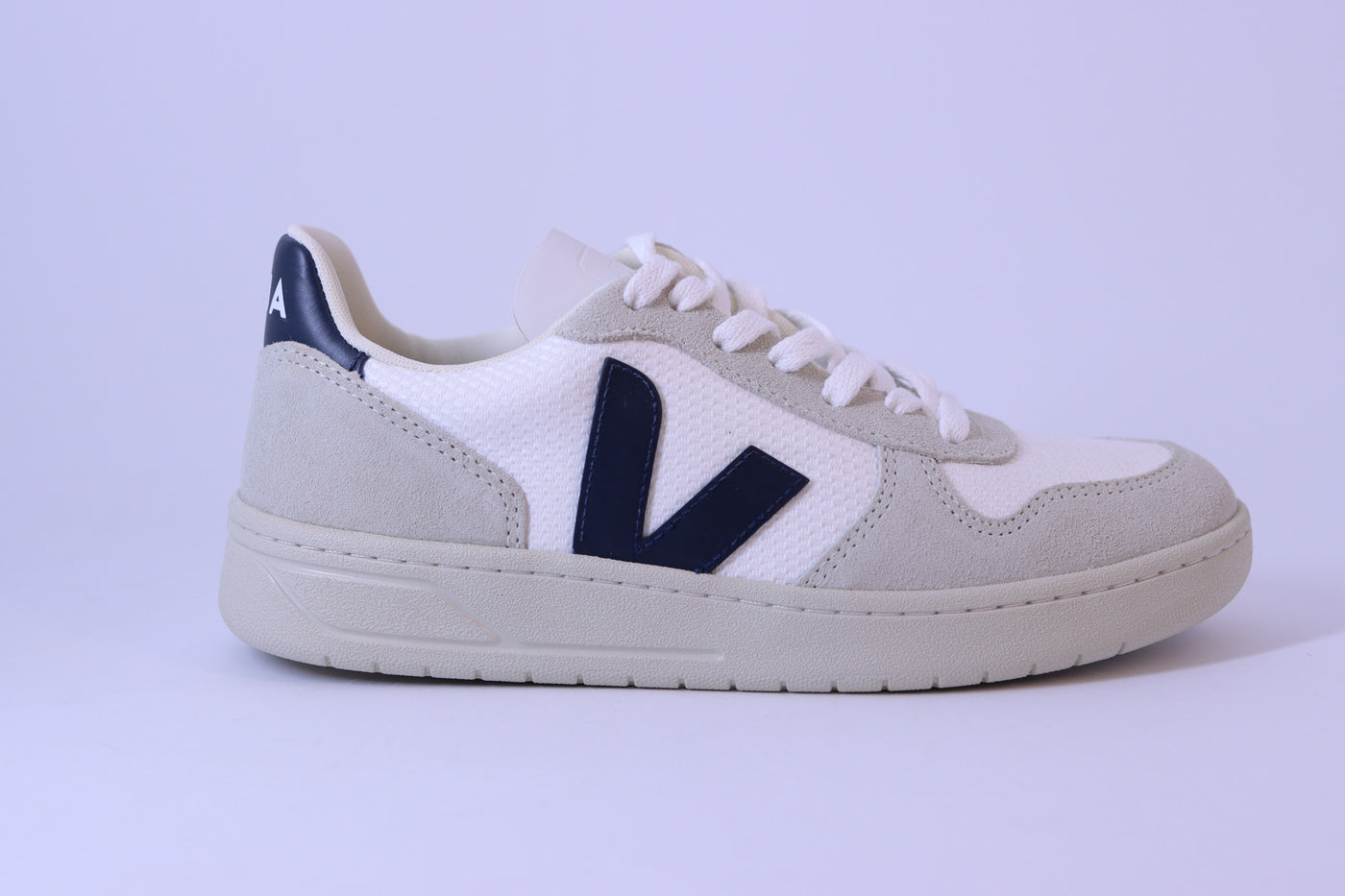 Tênis Feminino Veja V-10 B-Mesh White Nautico Pierre