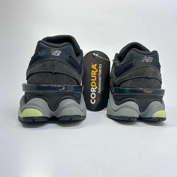 Tênis New Balance 9060 CORDURA® Preto Verde Claro
