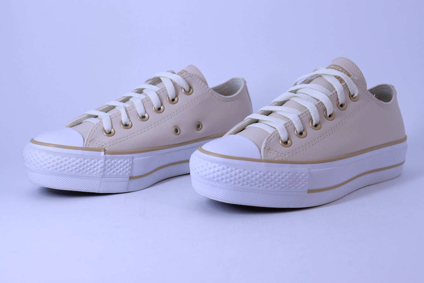 Tênis Feminino Converse Chuck Taylor Lift Platform – Bege