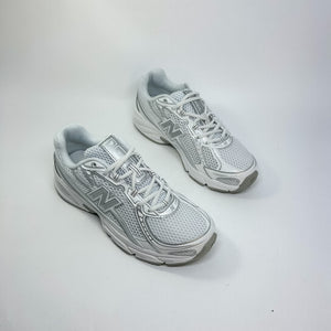 Tênis New Balance 740 Branco Prata