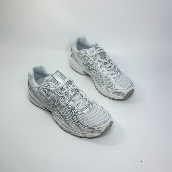Tênis New Balance 740 Branco Prata