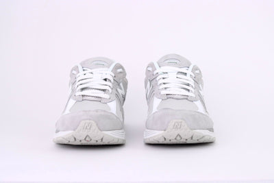 Tênis Feminino New Balance 2002R Rain Cloud