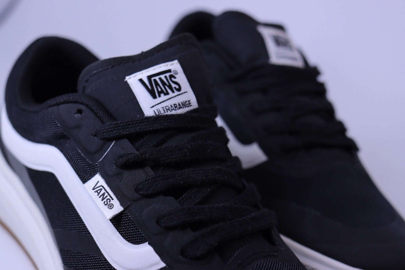 Tênis Feminino Vans Ultrarange 2.0 MTE Black