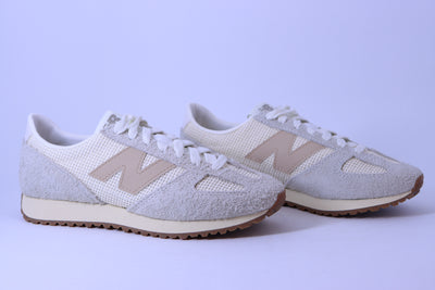 Tênis Feminino New Balance 471 Angora / Flat Taupe