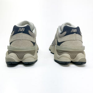 Tênis New Balance 9060 Bege Azul Marinho