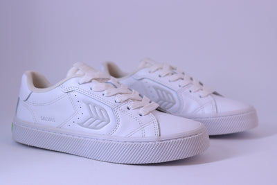 Tênis Feminino Cariuma Salvas - White