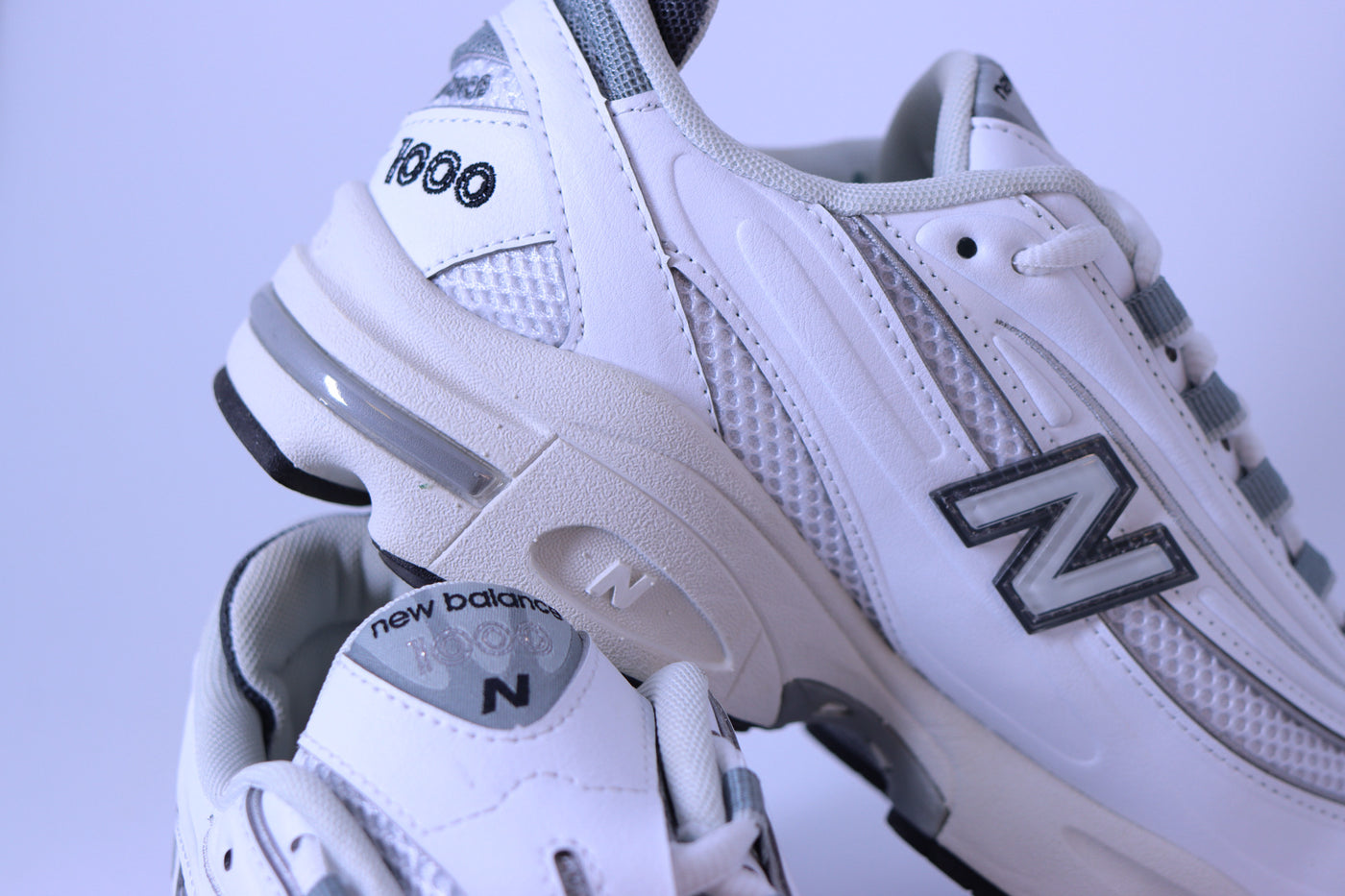 Tênis Feminino New Balance 1000 Branco