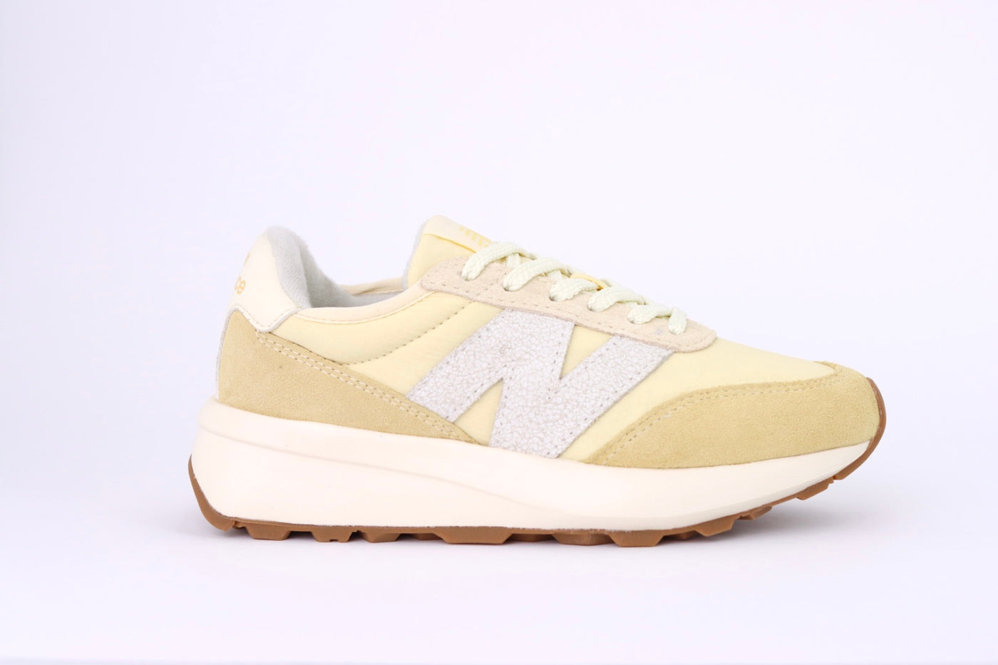 ênis Feminino New Balance 370v1 Amarelo Pastel