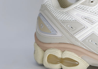 Tênis Feminino Asics Gel-Nimbus 9 Pale Oak Cream