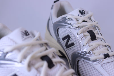 Tênis Feminino New Balance 530 Prata/Prata