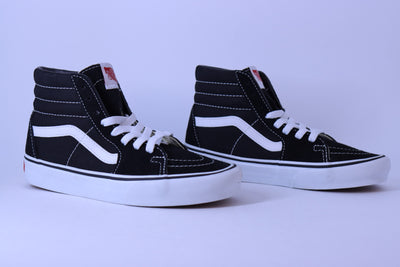 Tênis Feminino Vans SK8-Hi Cano Alto Preto