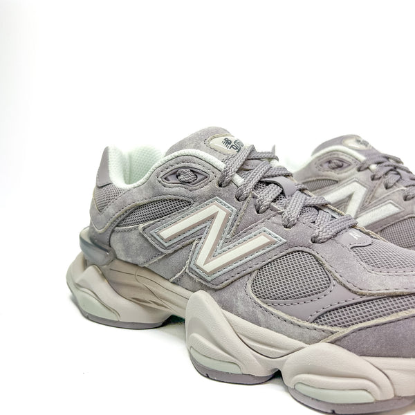 Tênis New Balance 9060 Lilás Acinzentado