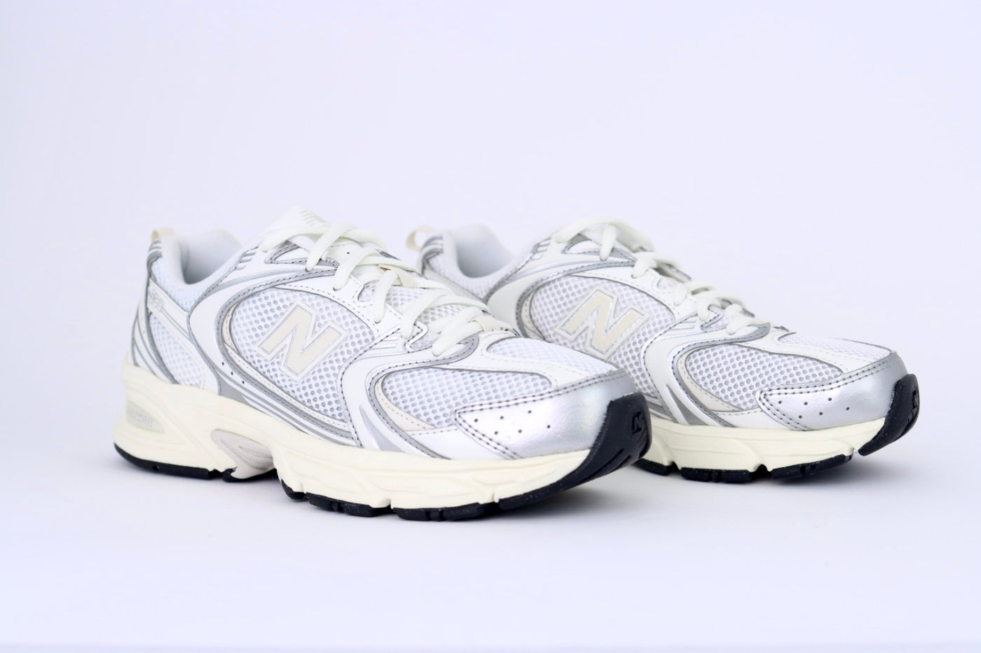 Tênis Feminino New Balance 530 Silver Calcium