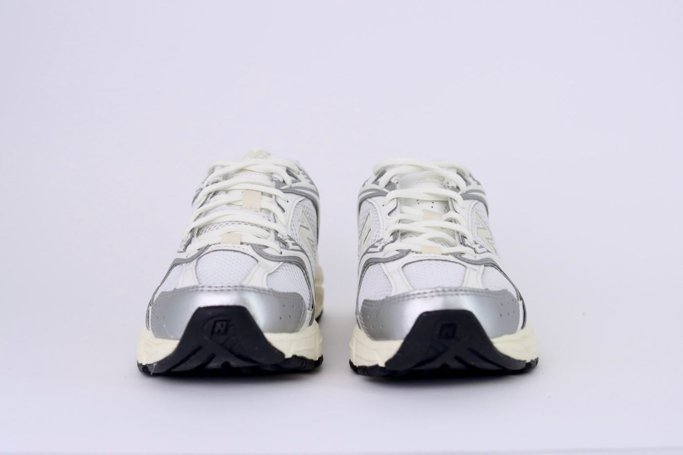 Tênis Feminino New Balance 530 Silver Calcium