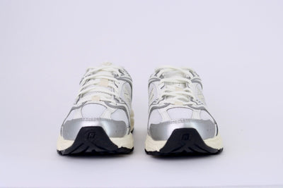 Tênis Feminino New Balance 530 Silver Calcium