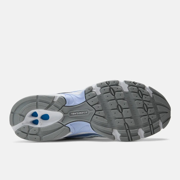 Tênis New Balance 740 Azul e Branco
