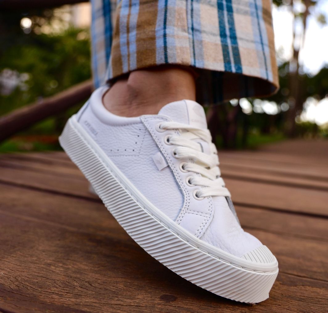 Tênis Feminino Cariuma Oca Low – All White Leather