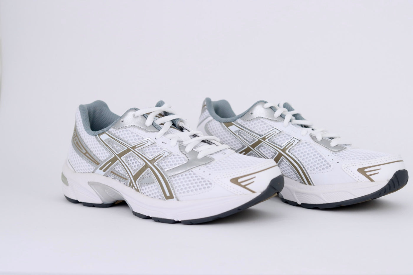 Tênis Feminino Asics GEL-1130 White Pepper