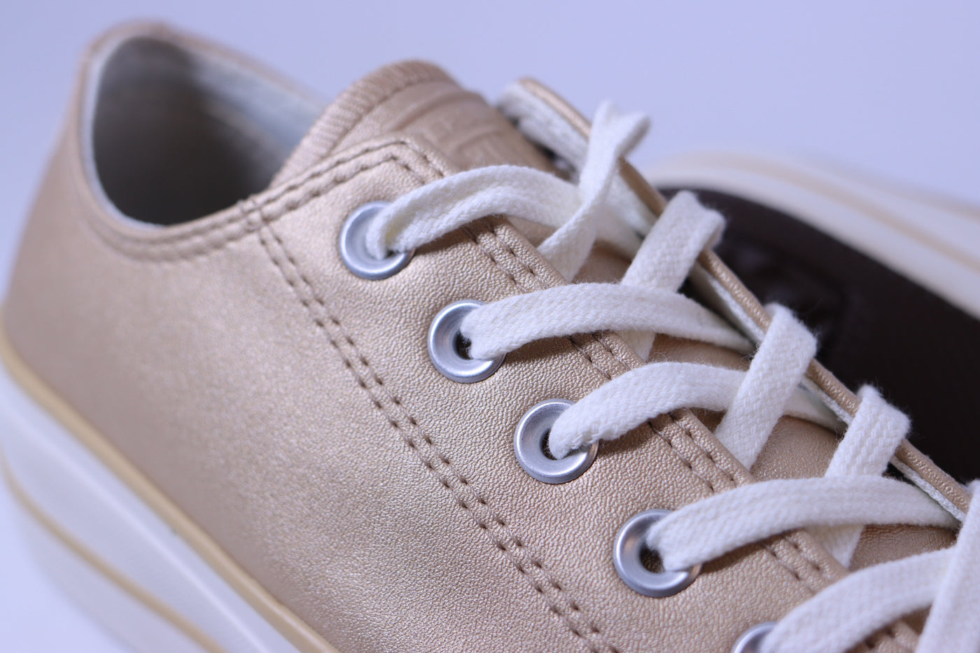 Tênis Feminino Converse Chuck Taylor All Star Lift Authentic Glam 2.0 – Dourado (Cano Baixo)