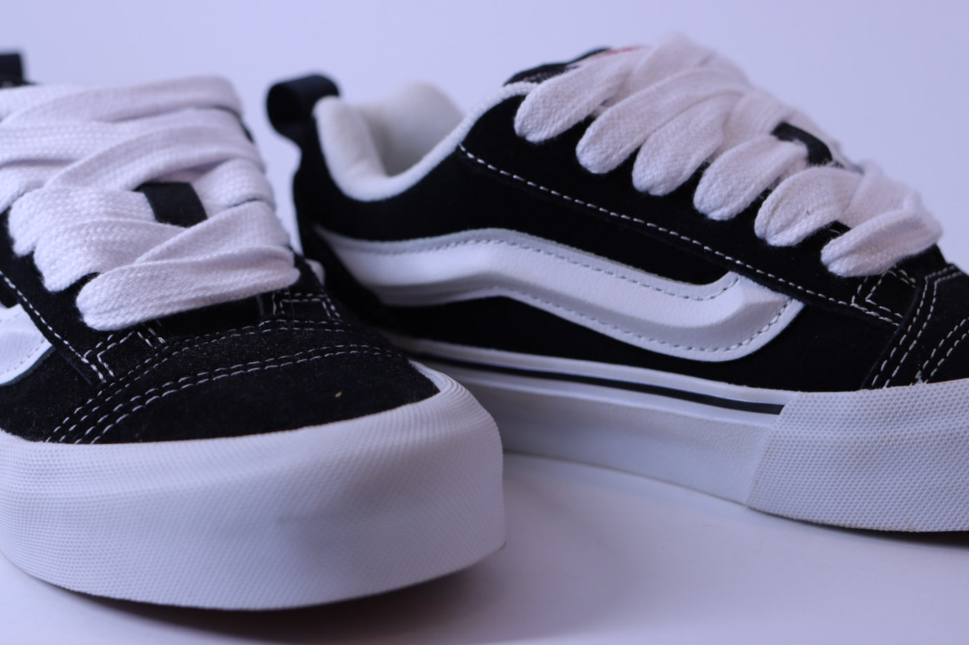 Tênis Feminino Vans Knu Skool Black