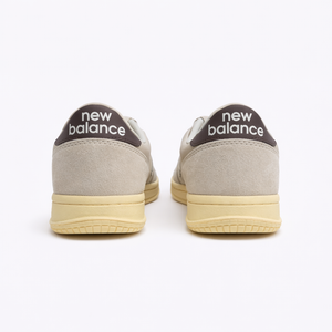 Tênis New Balance CT500 Bege