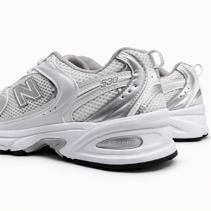 Tênis New Balance 530 Branco e Prata