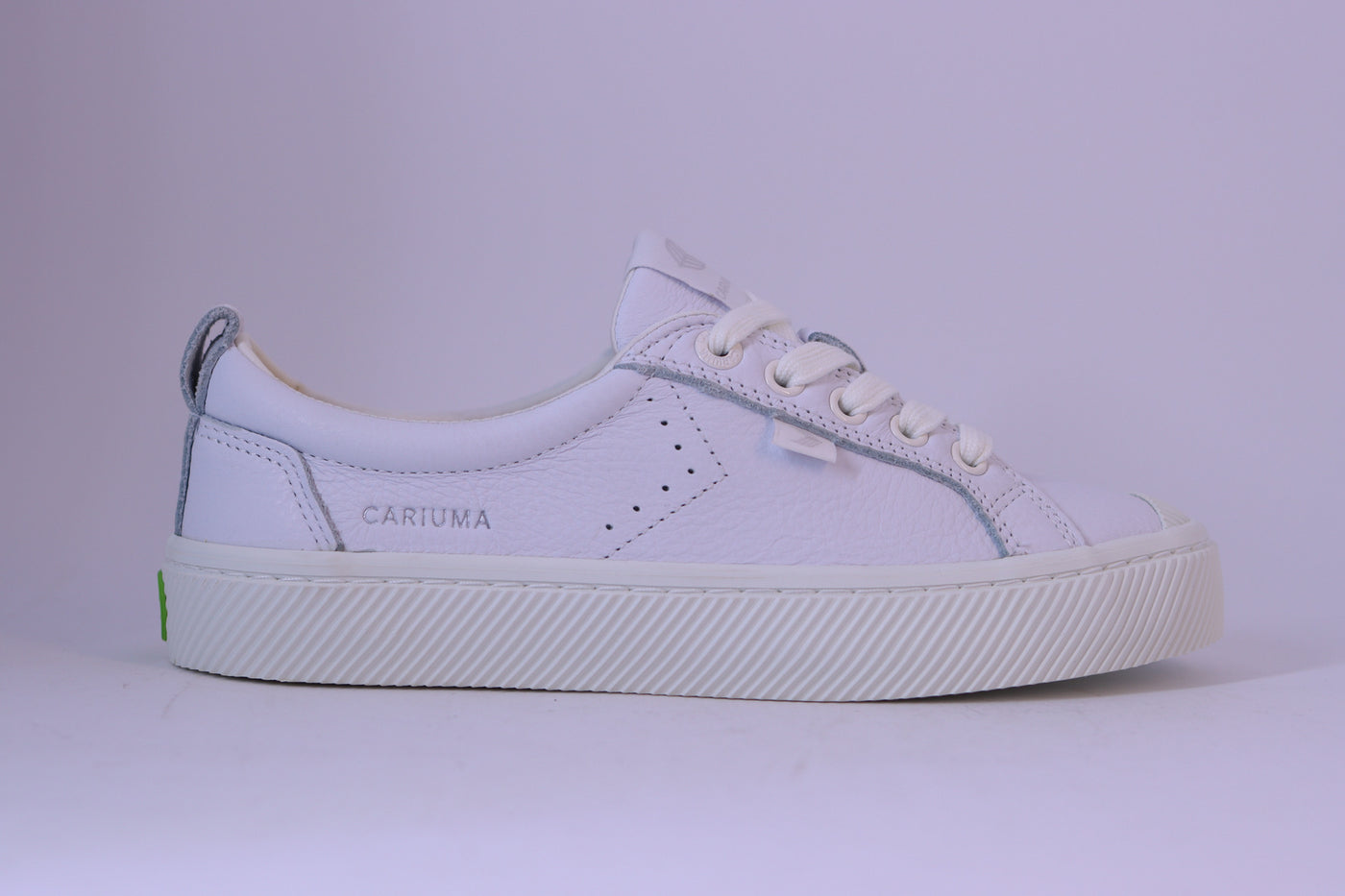 Tênis Feminino Cariuma Oca Low – White Leather