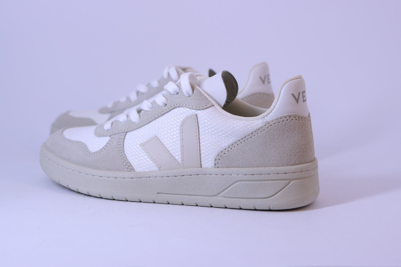 Tênis Feminino Veja V-10 B-Mesh White Natural Pierre