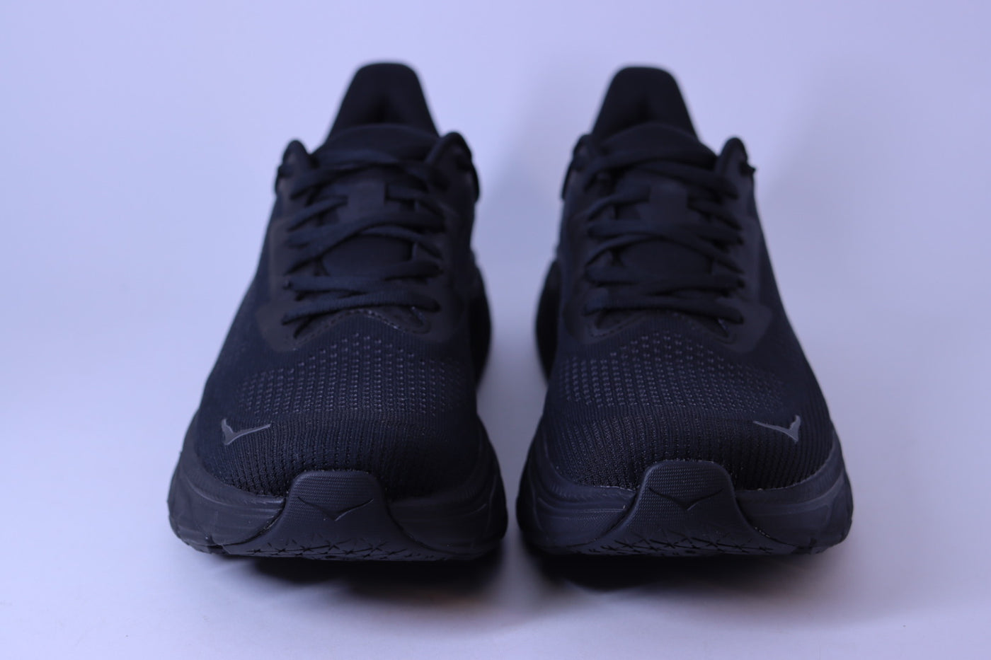 Tênis Hoka Arahi 7 – All Black