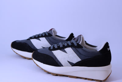Tênis Feminino New Balance 370v1 Preto
