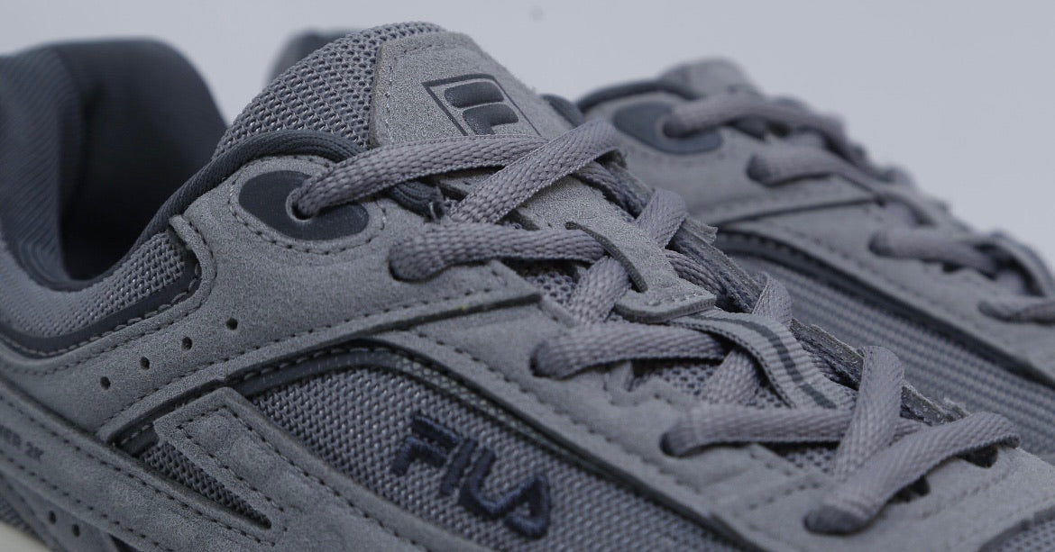 Tênis Feminino Fila Runner 2K SE Cinza