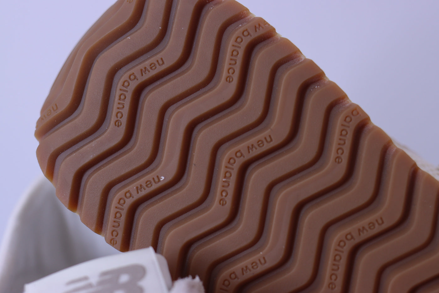 Tênis Feminino New Balance 471 Angora / Flat Taupe