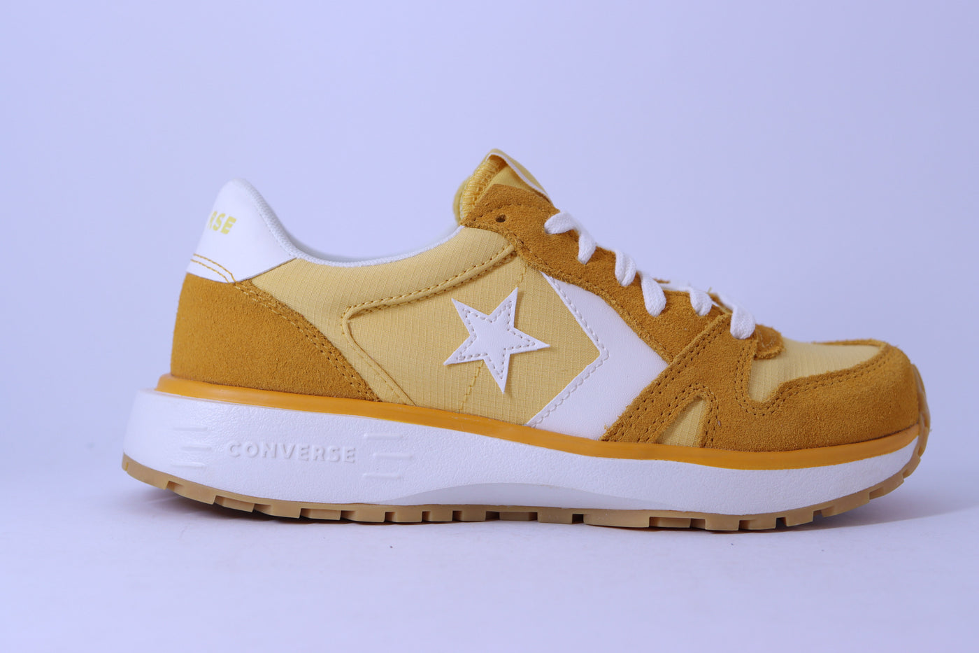Tênis Feminino Converse Omni Trainer Amarelo