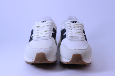 Tênis Feminino New Balance 370v1 Off White / Preto