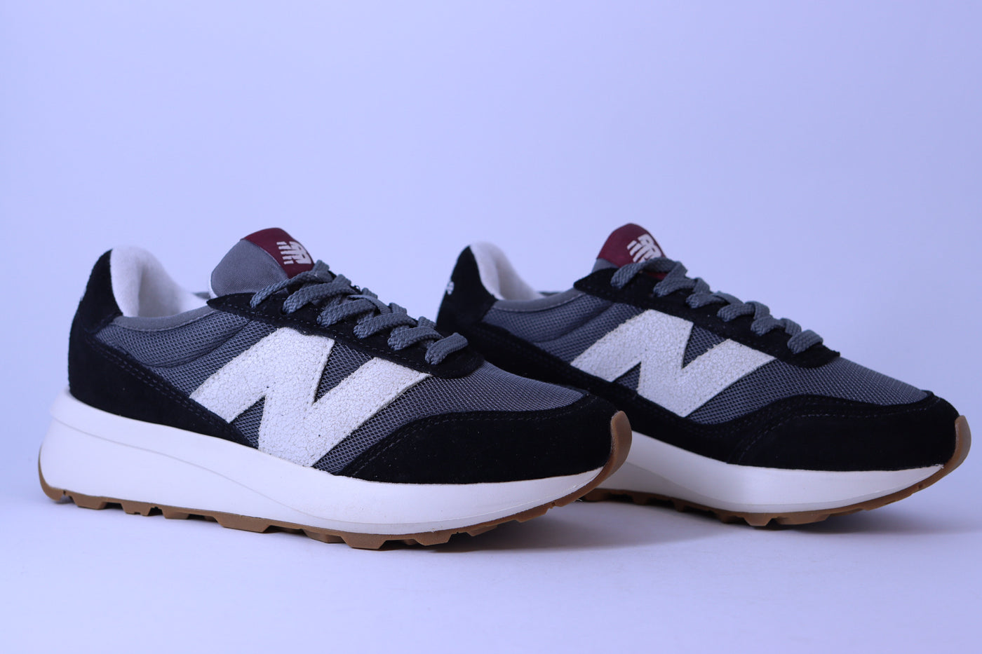 Tênis Feminino New Balance 370v1 Preto