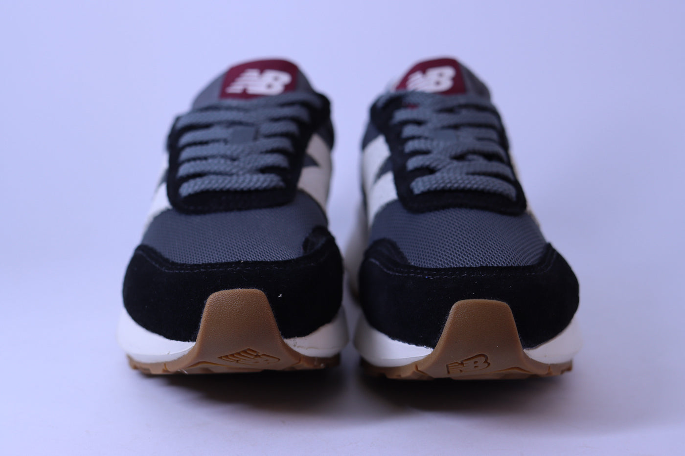 Tênis Feminino New Balance 370v1 Preto