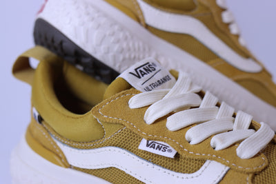 Tênis Feminino Vans Ultrarange Neo Vr3 Yellow