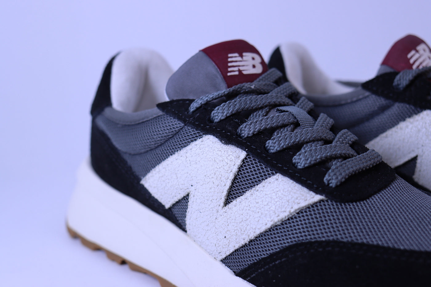 Tênis Feminino New Balance 370v1 Preto