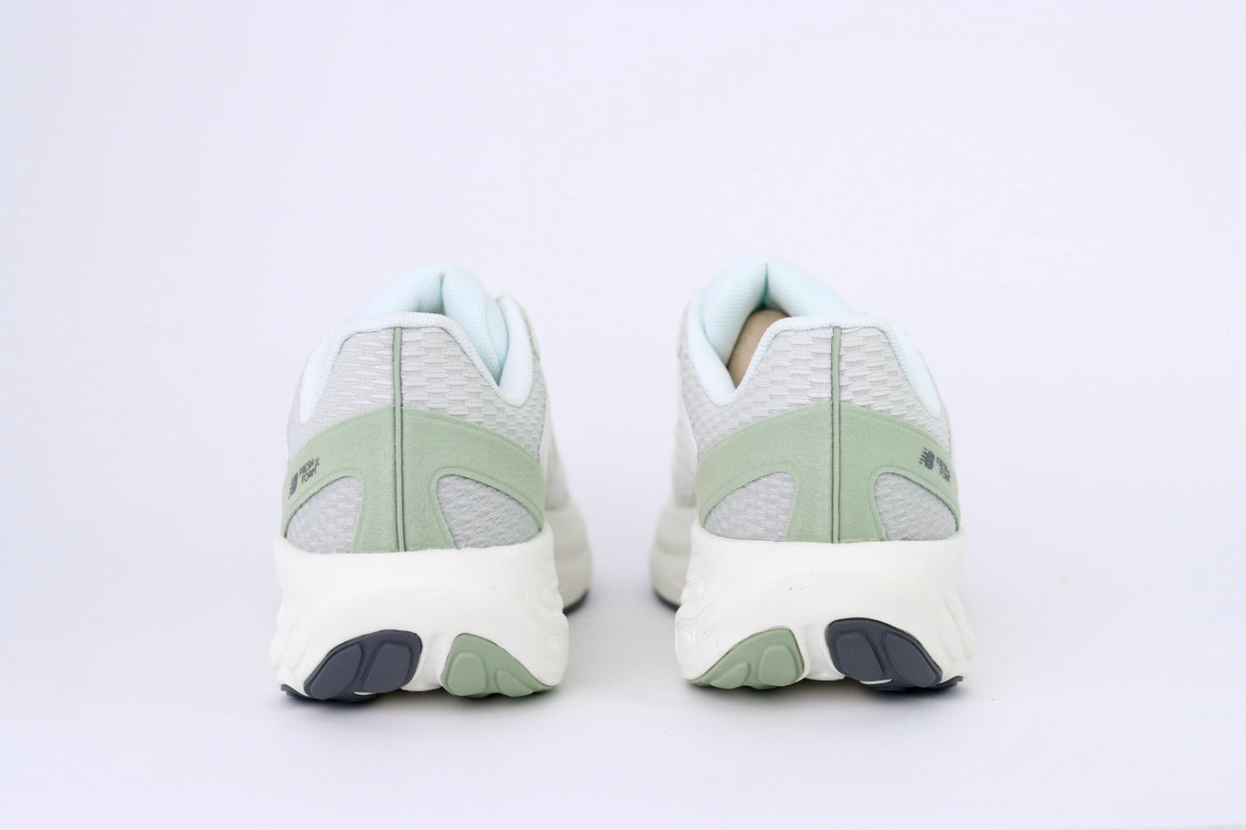 Tênis Feminino NB Fresh Foam Trainer Permafrost Garter Snake