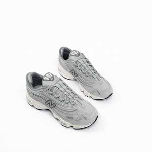 Tênis New Balance 1000 Verde Acinzentado