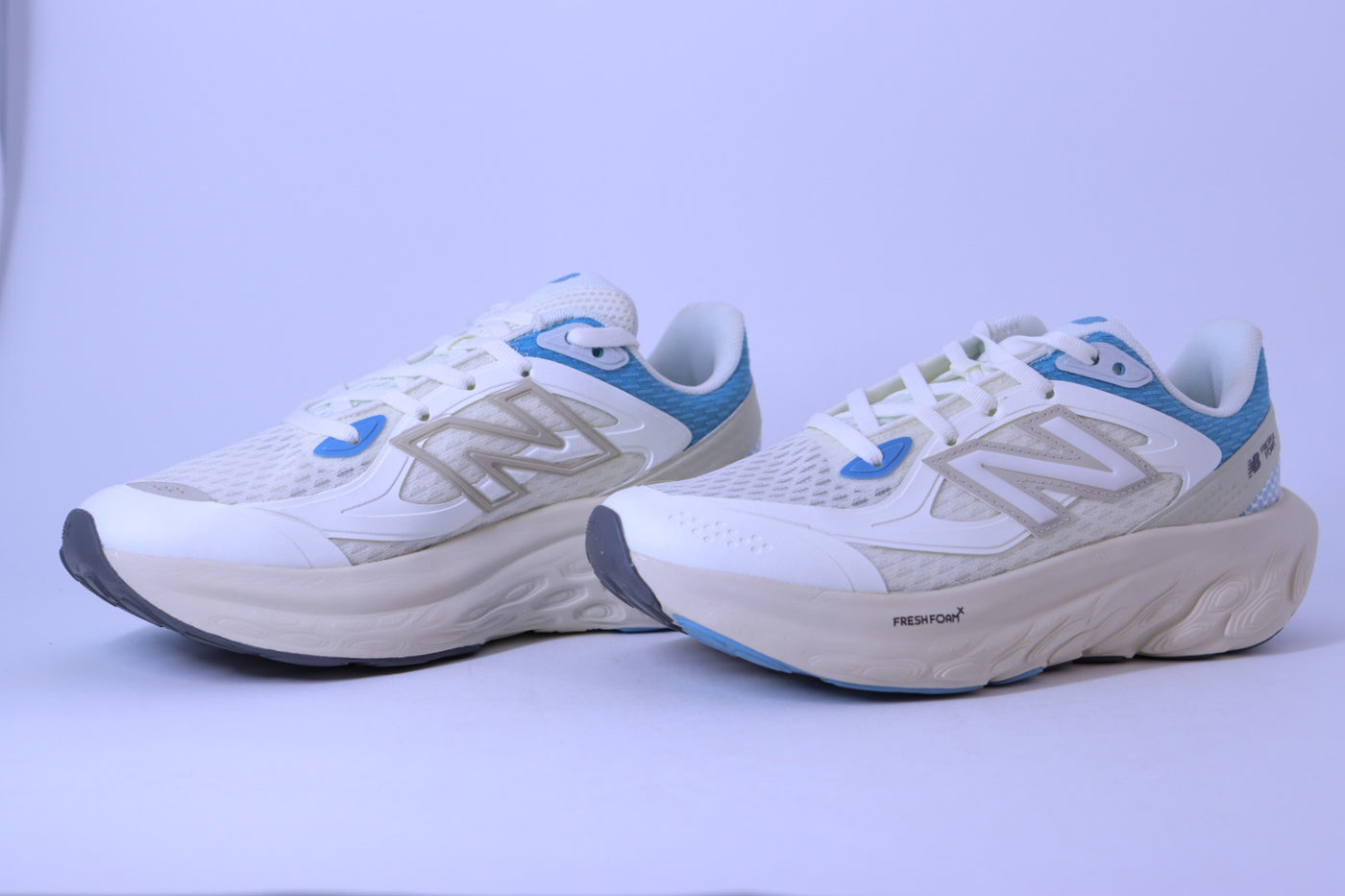 Tênis Feminino New Balance Fresh Foam Linem Still Water