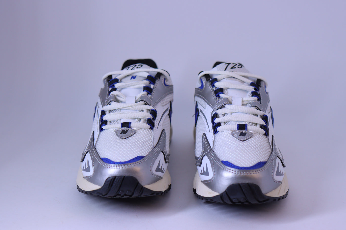 Tênis Feminino New Balance 725 Branco/Azul