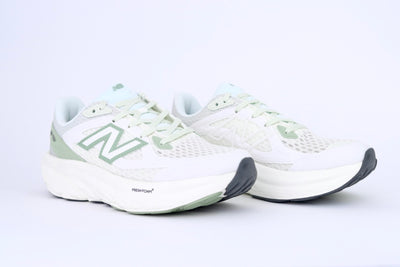 Tênis Feminino NB Fresh Foam Trainer Permafrost Garter Snake